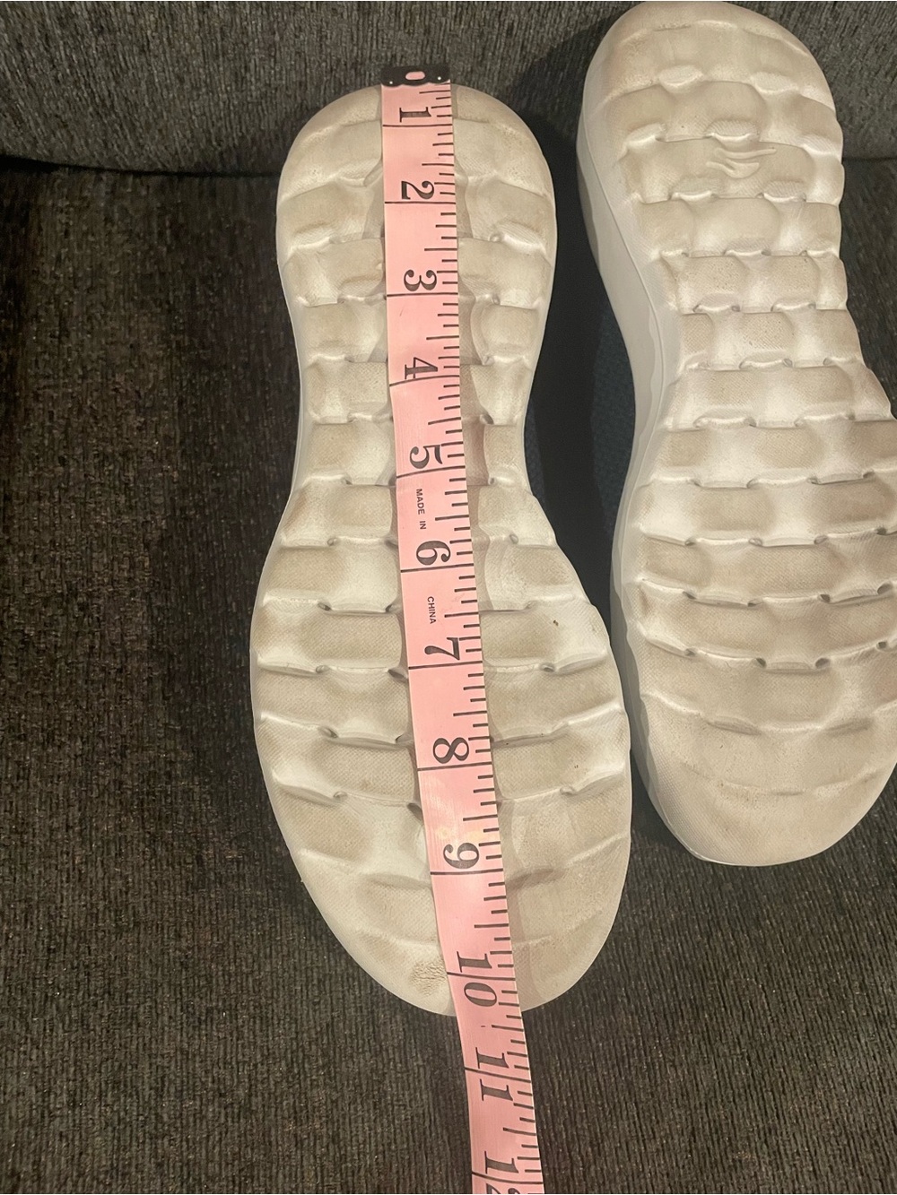 SKECHERS GOGA MAT Women’s Slip On Sneakers. Size 7 1/2. EUC - Picture 5 of 7